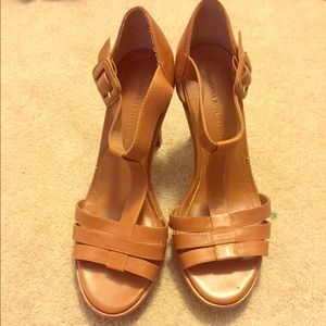In EUC Banana republic sandal heels worn once