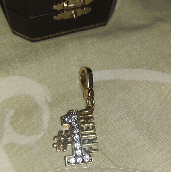 Juicy Couture #1Friend Charm