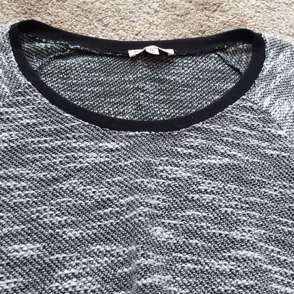 Sweater - Picture 4 of 5