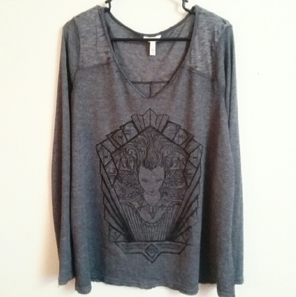 Edgy tribal long sleeve