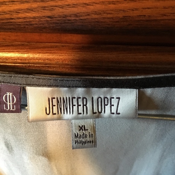 Jennifer Lopez blouse - Picture 3 of 3