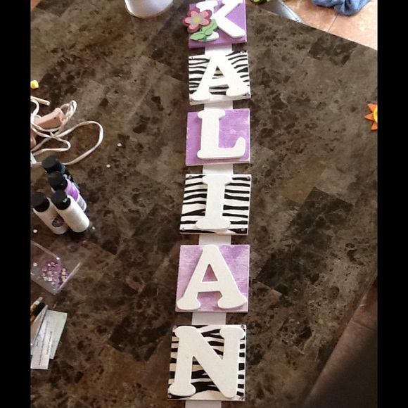 Name decor - Picture 1 of 4