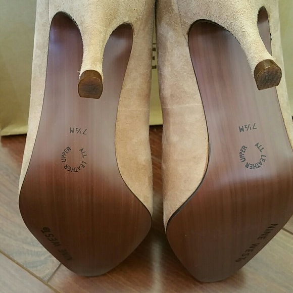 Nine West Tan Suede Heels - Picture 4 of 4