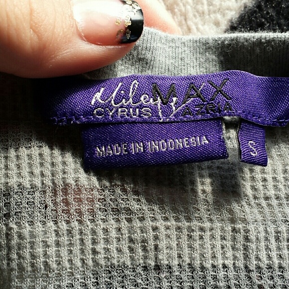 See through shirt - Picture 2 of 3