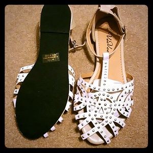 Shoes new without tags