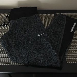 Nike leggings