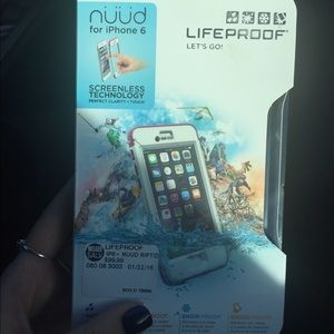 Brand new iPhone 6 nüüd lifeproof case, unopened.