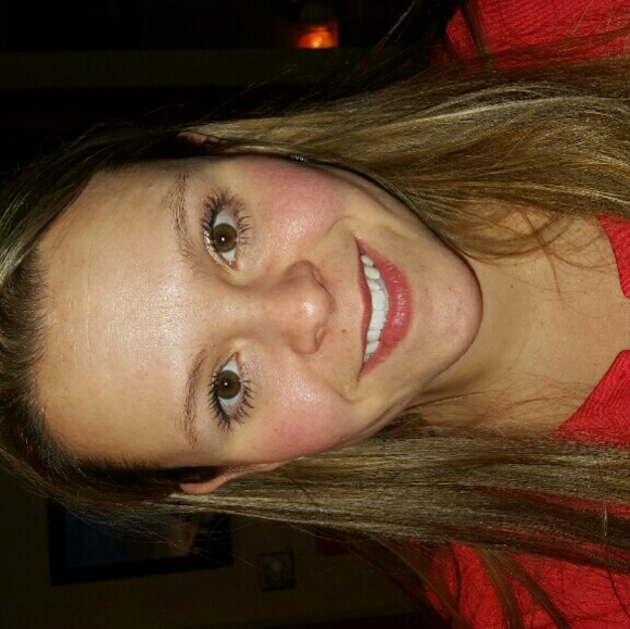 Meet your Posher, Nicolette