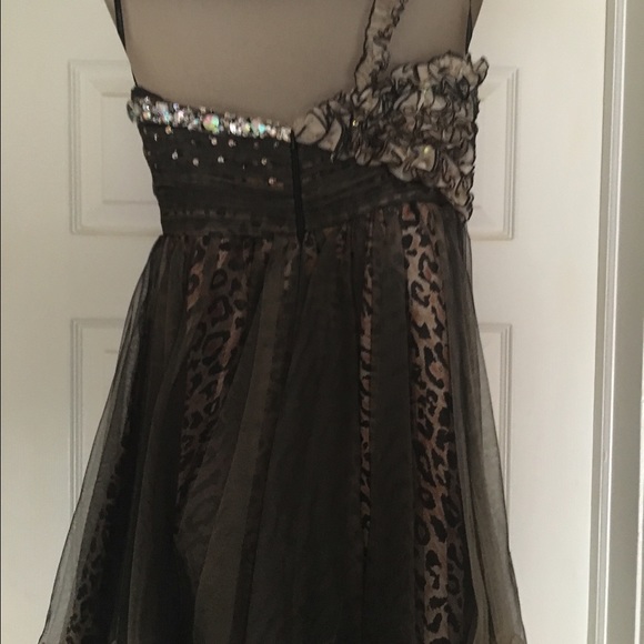 Prom Dress - Picture 2 of 4