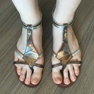 Beautiful metallic Steve Madden sandals, size 8