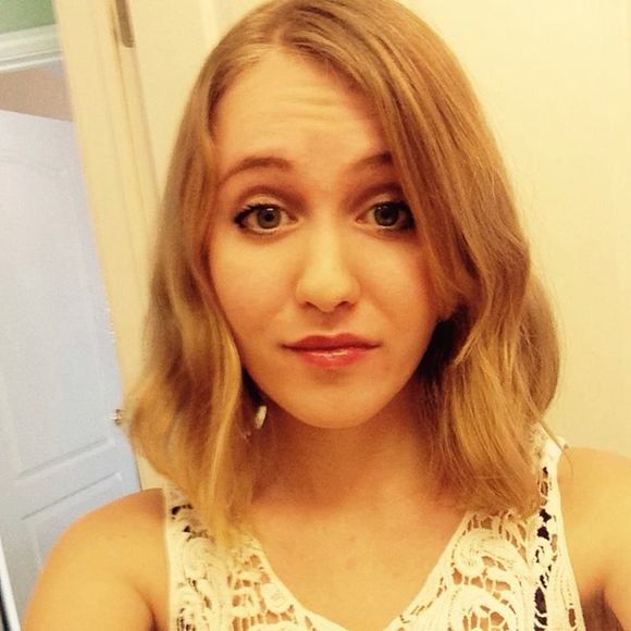Meet your Posher, Ariel