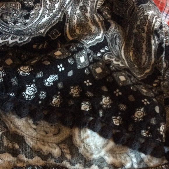 Crop top - Picture 2 of 4