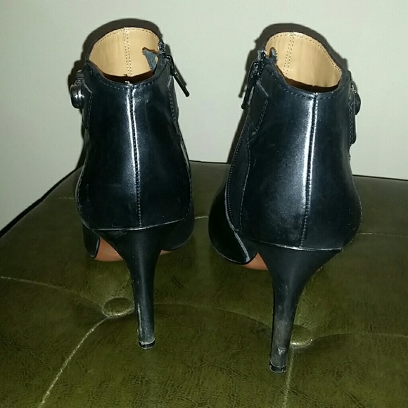 Authentic Coach Black Leather Ankle Booties Sz 7.5 - Picture 3 of 4
