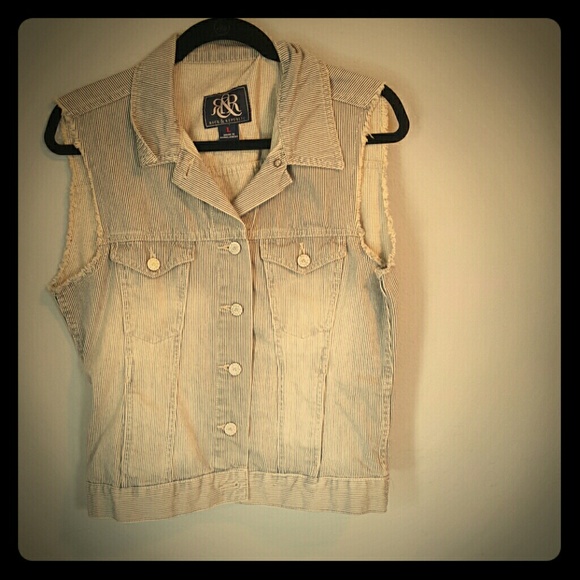 Rock and republic Vest - Picture 1 of 4