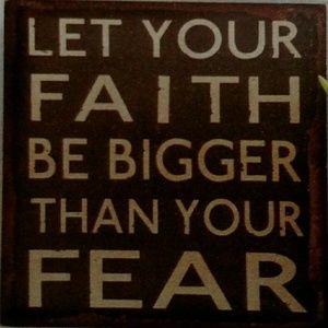 Meet your Posher, Elisa