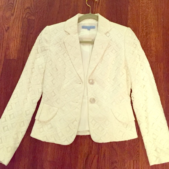 White lace blazer, never worn - Picture 1 of 3