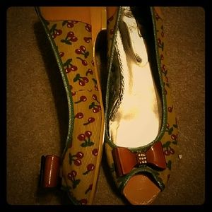 Super cute shoes