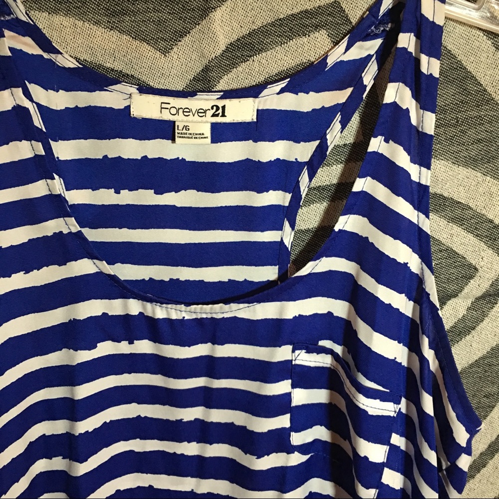 Forever 21 Razorback Tank Top - Picture 2 of 3