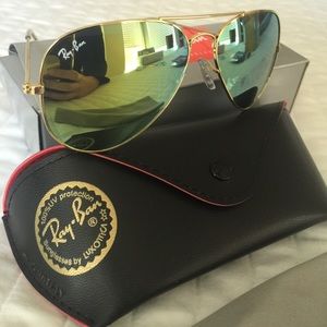 RayBan Aviator 3025