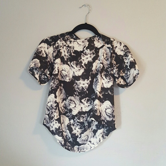 Trendy floral chiffon blouse - Picture 1 of 4
