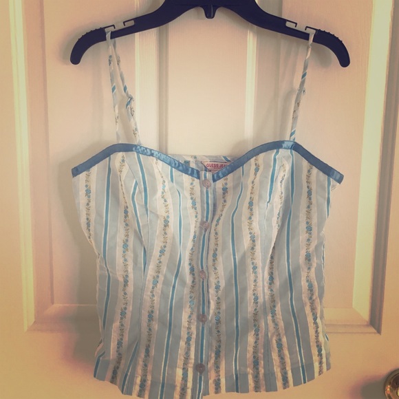 Adorable Guess top