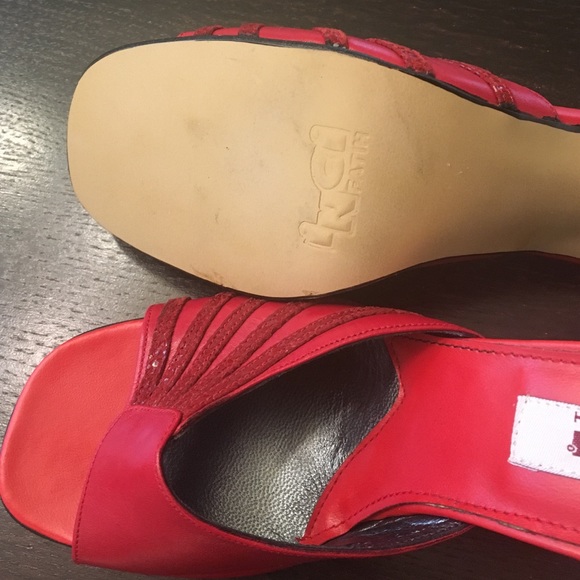 Red beautiful Sandals. - Picture 4 of 4