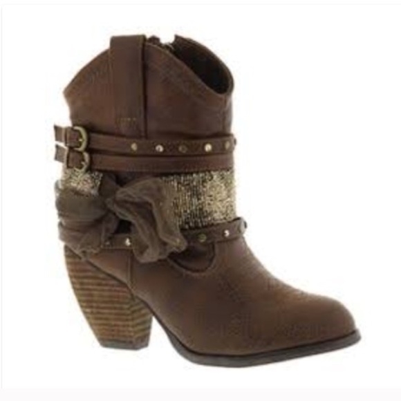 Shoes - Not Rated Blingy "Western Style". Booties 9.5