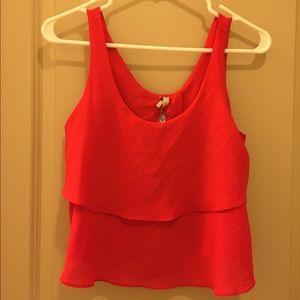 Sexy red date night top! 😍💃❣