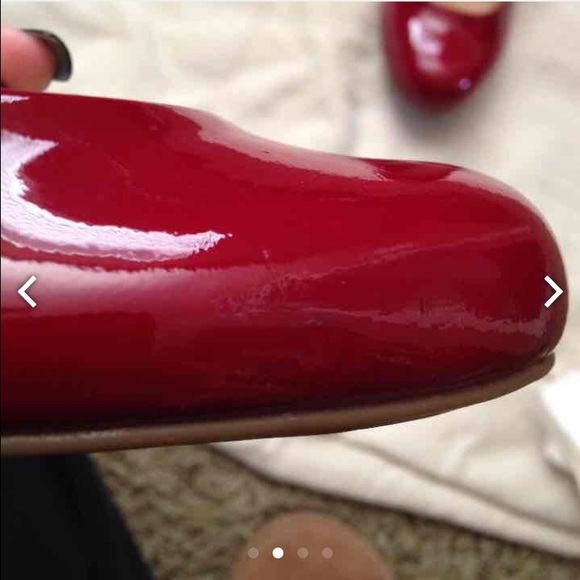 Red heels - Picture 2 of 4