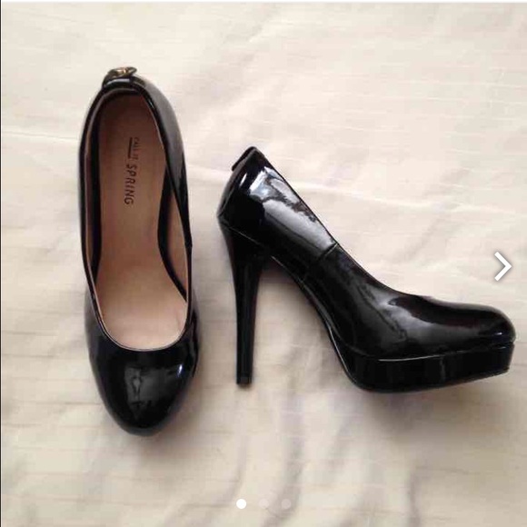 Black heels