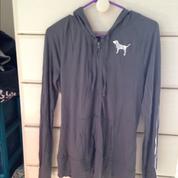 Long, lightweight hooded zip-up