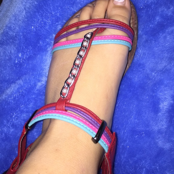 Sandals - Picture 2 of 3