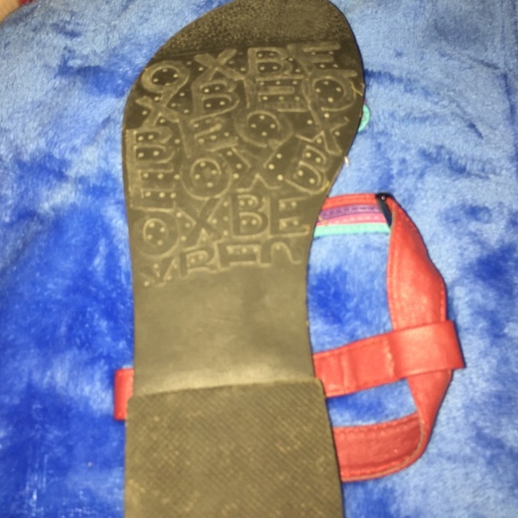 Sandals - Picture 3 of 3