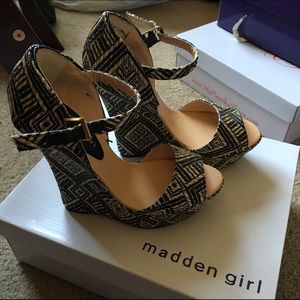 Trible printed wedge heels