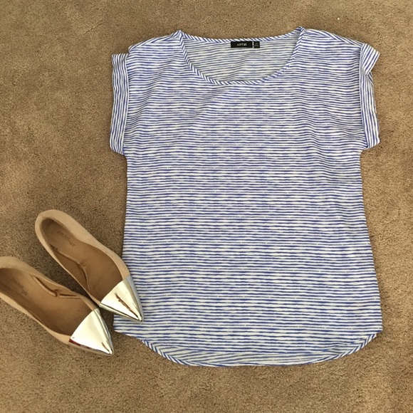 Apt 9 sz XS blue and white stripe shirt