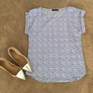 Apt 9 sz XS blue and white stripe shirt