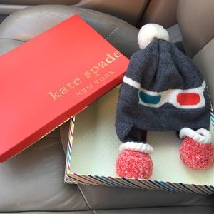 Kate Spade 3D ski hat with box!!