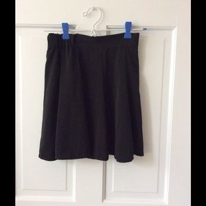 Black Brandy Melville skirt - never worn