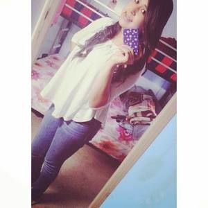 Meet your Posher, Alejandra