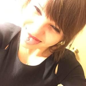 Meet your Posher, Nora