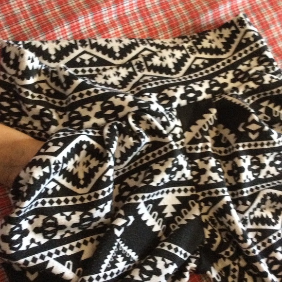 Aztec joggers - Picture 3 of 3