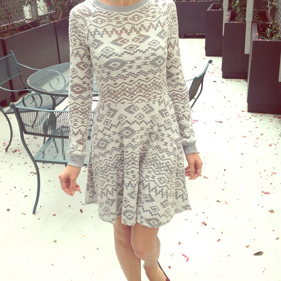Dolce Vita Long Sleeve Dress