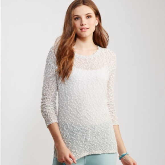 ⚡️SALE TODAY⚡️ Aeropostale shear metallic top NWT