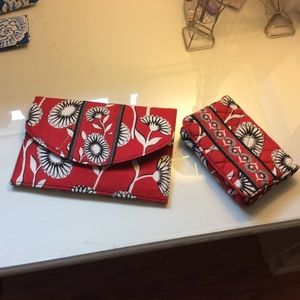 Vera Bradley Deco Daisy envelope and wallet