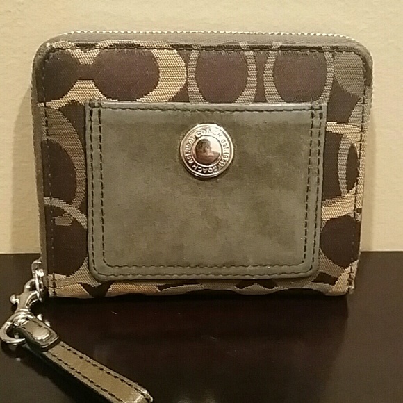 Coach zip around wallet - Picture 2 of 4