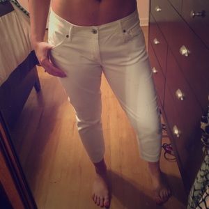 White skinny ankle pants 💕