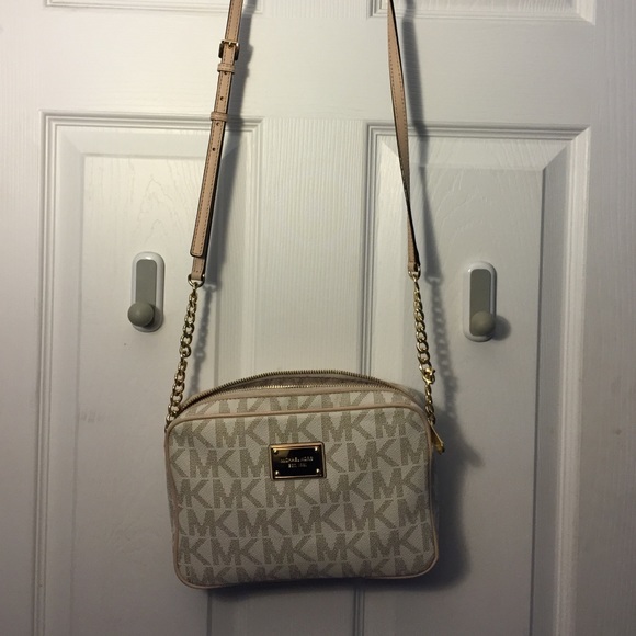 Michael Kors Cross body bag