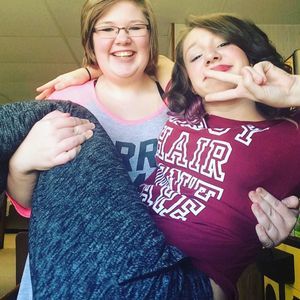 Meet your Posher, Harmony