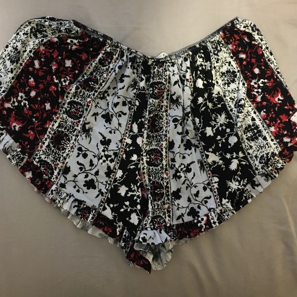 Brandy dupe vodi shorts