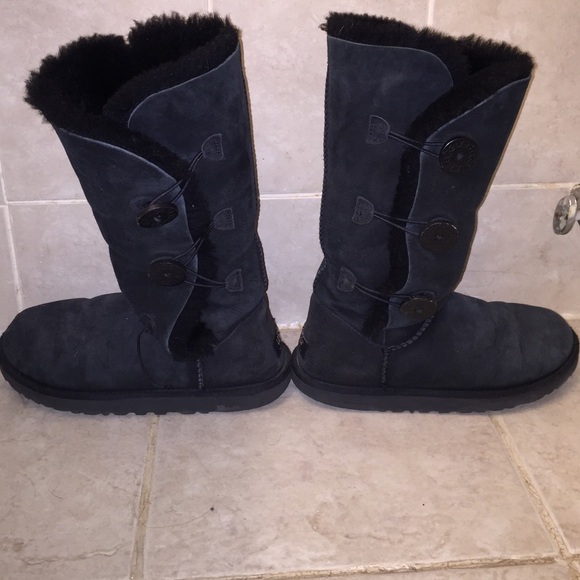 High Bailey Button UGGS and MK SATCHEL!